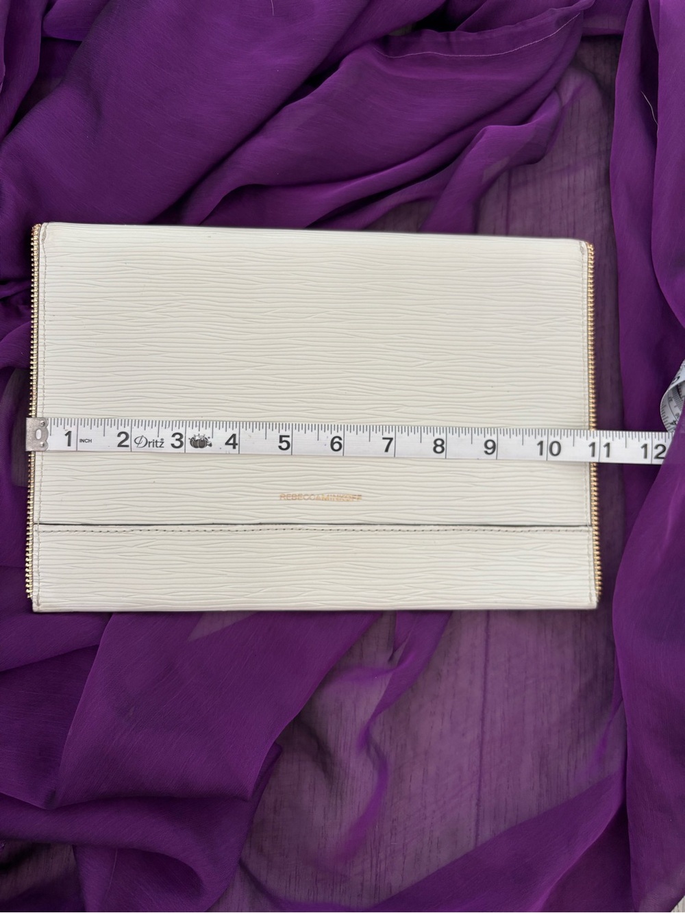 Rebecca Minkoff Leo envelope clutch with zipper detail. GUC. - Picture 11 of 13